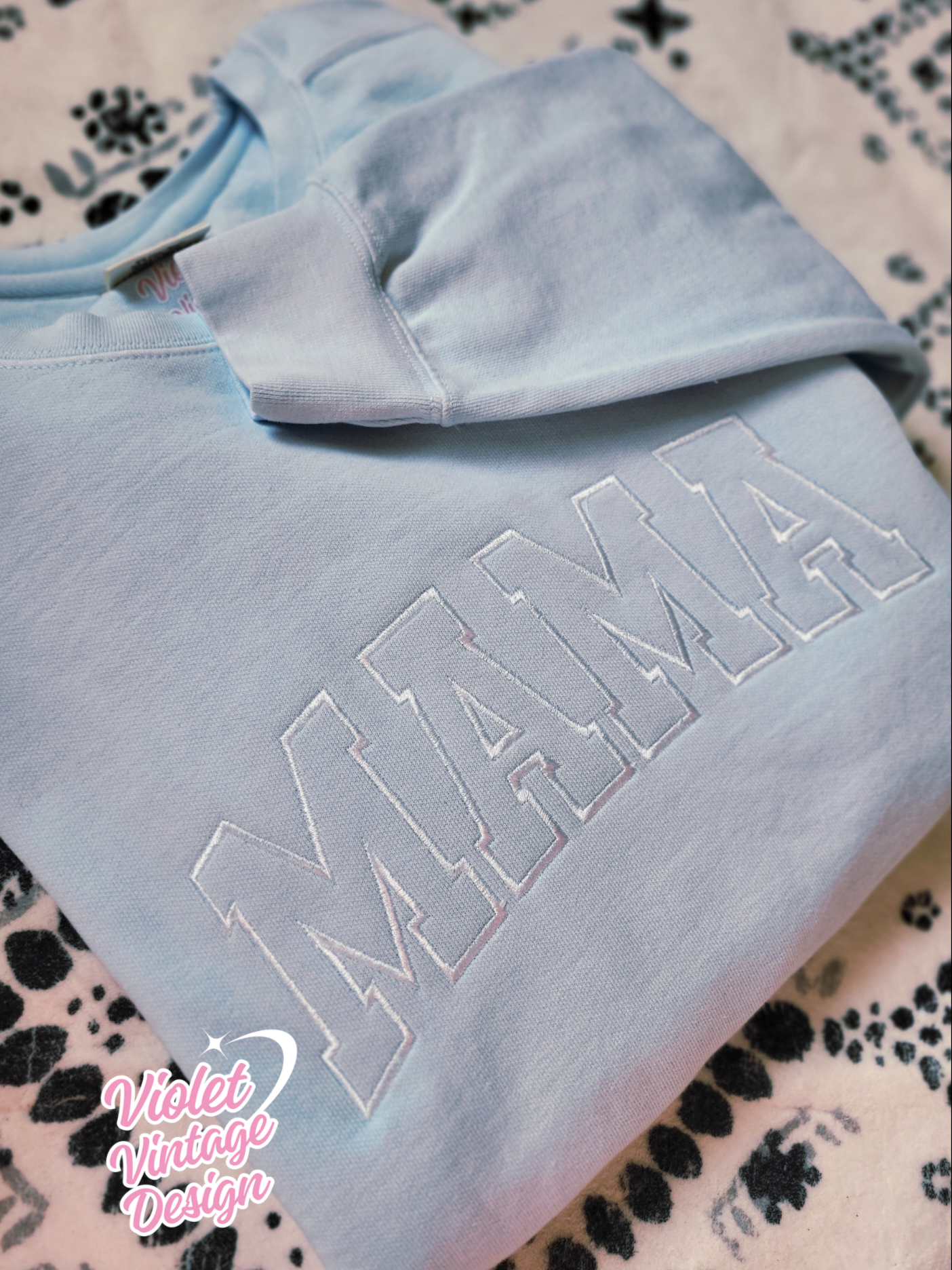 EMBROIDERED MAMA CREWNECK